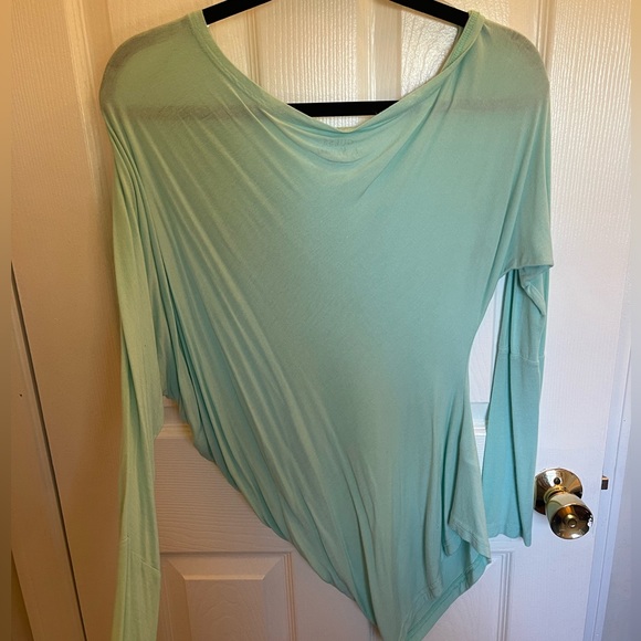 Guess by Marciano, size small, off the shoulder teal blue top - Picture 3 of 6